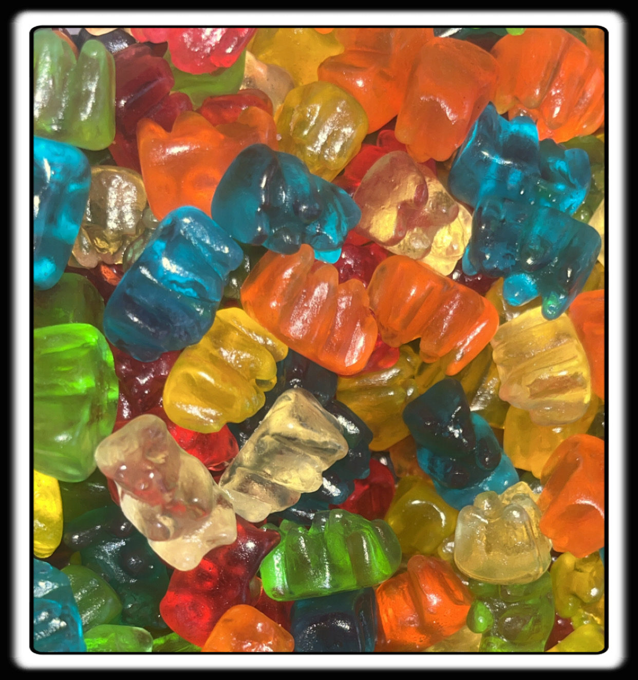 Ourson lisse Jake 06/2027 numéro de lot : 5242 ( 100 grammes )